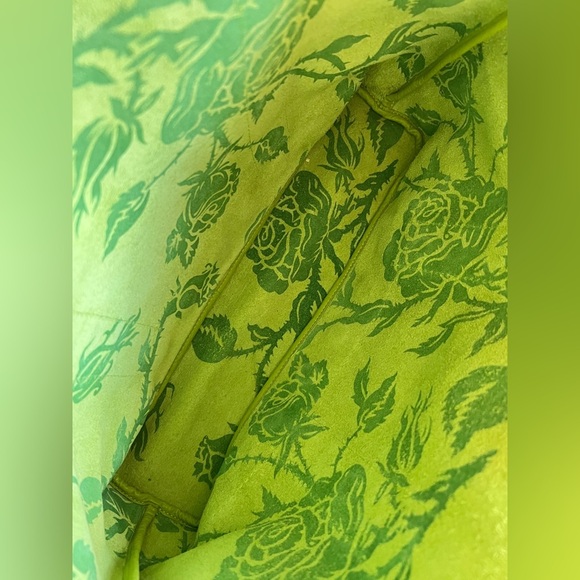 Isabella Fiore Bright Green Genuine leather shoulder bag with pouch - Picture 7 of 14